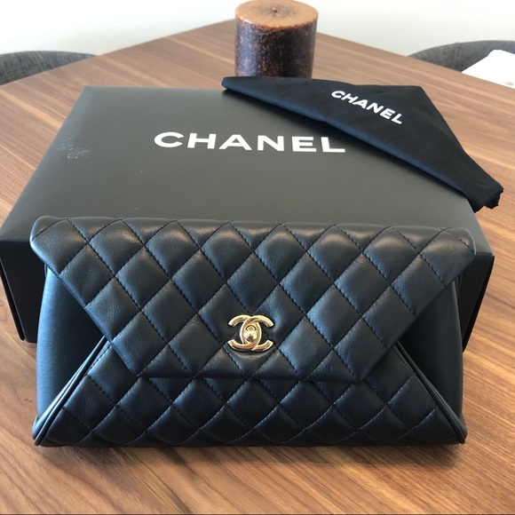 CHANEL Handbags - Chanel clutch bag black